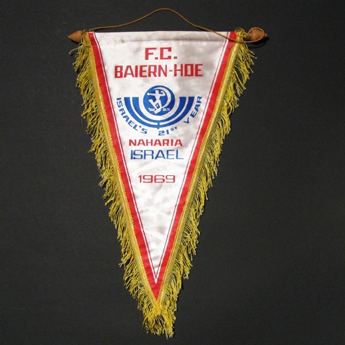 Wimpel aus Naharia (Israel)