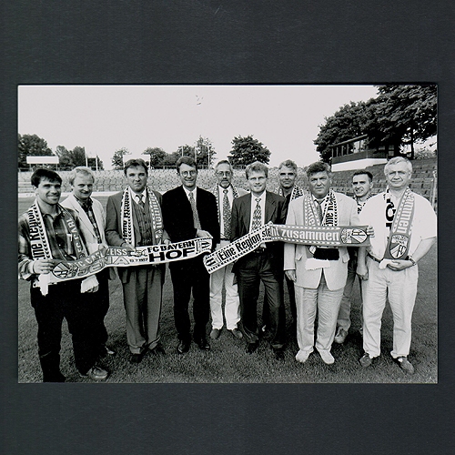 Sommer 1997: Freundschaftsspiel FC Bayern Hof gegen FC Carl Zeiss Jena unter dem Motto „Eine Region steht zusammen“