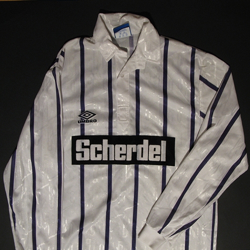 trikot_leihgabe_joerg_schneider_04
